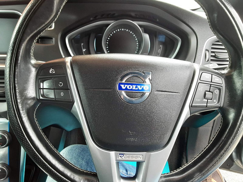 Volvo V40 2.0 D4 R-Design Nav Euro 6 (s/s) 5dr 5dr Manual 2026