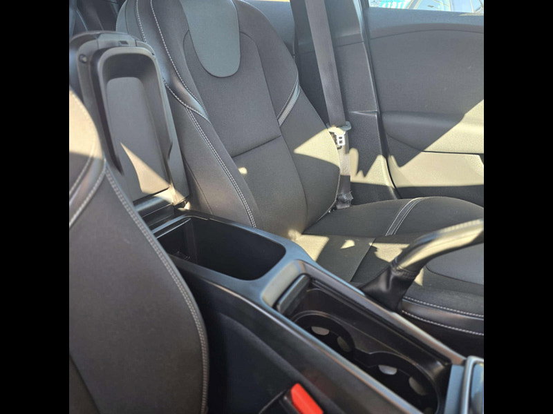 Volvo V40 2.0 V40 Momentum Nav+ D3 5dr 5dr Manual 2026