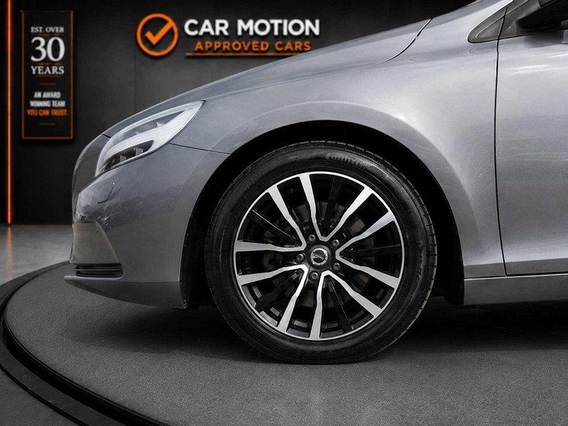 Volvo V40 2.0 V40 Momentum Edition D2 5dr 5dr Manual 2026