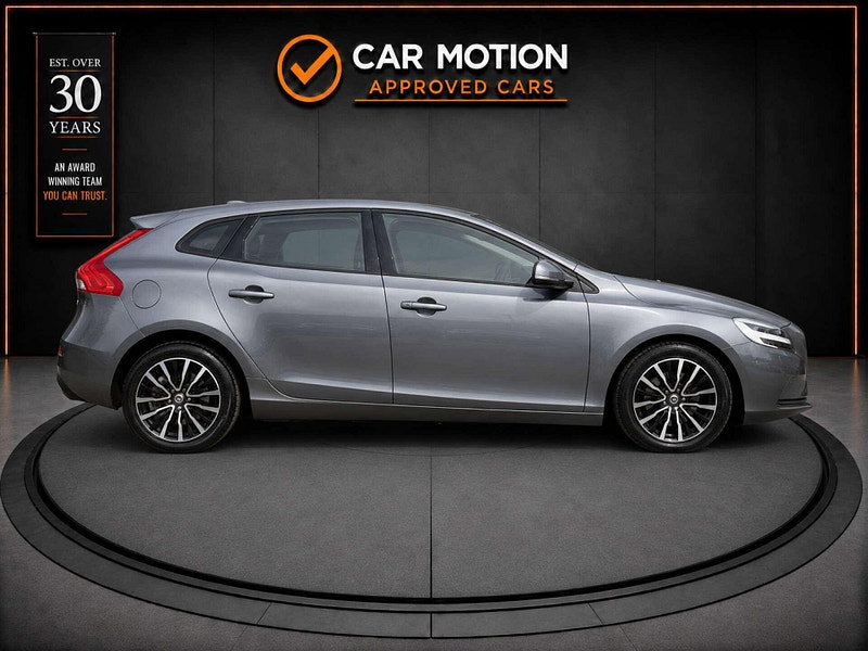 Volvo V40 2.0 V40 Momentum Edition D2 5dr 5dr Manual 2026