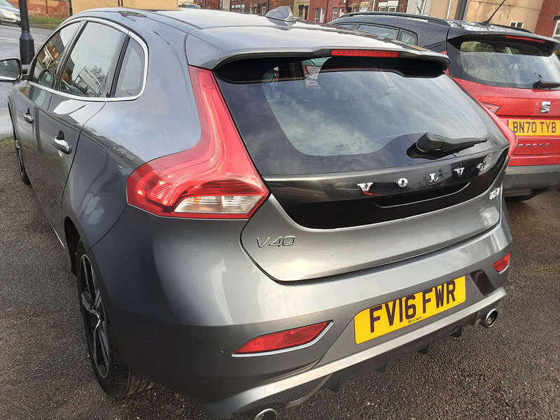 Volvo V40 2.0 V40 R-Design T2 5dr 5dr Manual 2026