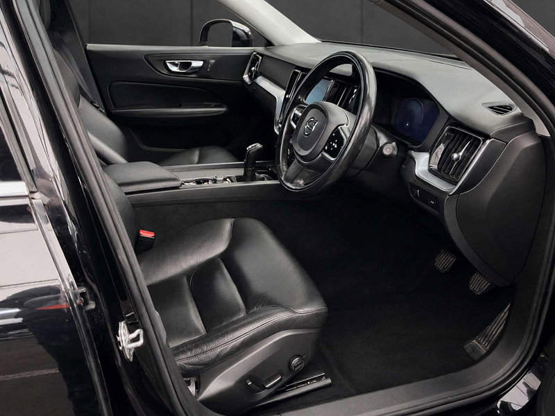 Volvo V60 2.0 V60 Momentum Pro D4 5dr 5dr Manual 2026