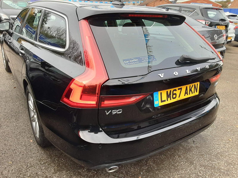 Volvo V90 2.0 D4 Momentum Auto Euro 6 (s/s) 5dr 5dr Automatic 2026