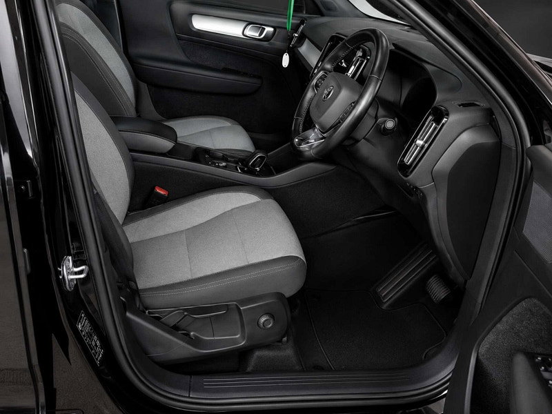Volvo XC40 1.5 XC40 Core T4 Recharge Auto 5dr 5dr Automatic 2026