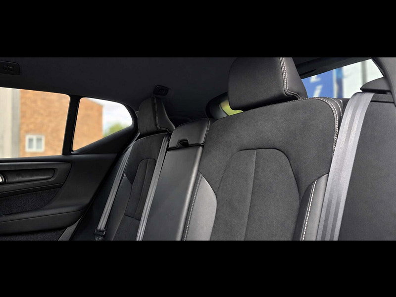 Volvo XC40 1.5 XC40 R-Design T4 Recharge Auto 5dr 5dr Automatic 2026