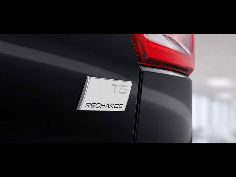 Volvo XC40 1.5 XC40 R-Design T4 Recharge Auto 5dr 5dr Automatic 2026