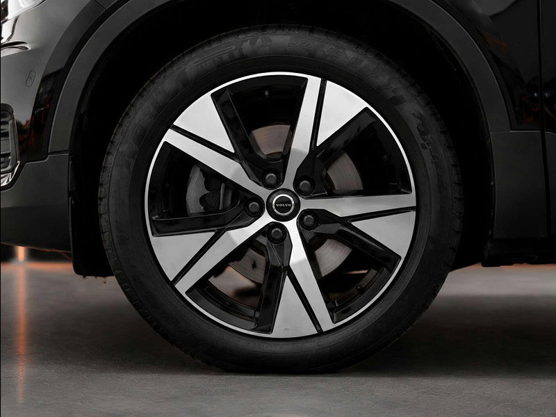 Volvo XC40 1.5 XC40 R-Design T4 Recharge Auto 5dr 5dr Automatic 2026