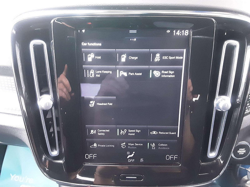 Volvo XC40 1.5 XC40 R-Design T4 Recharge Auto 5dr 5dr Automatic 2026