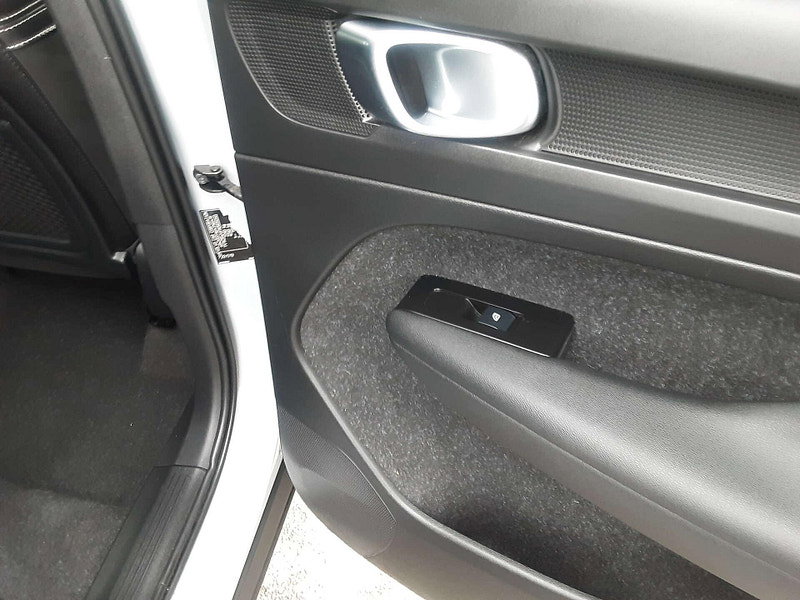 Volvo XC40 1.5 XC40 R-Design T4 Recharge Auto 5dr 5dr Automatic 2026