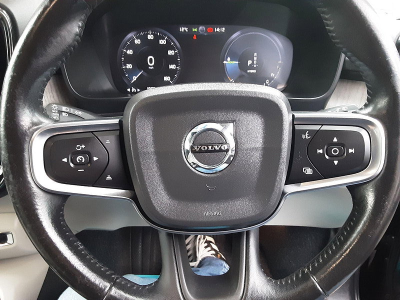 Volvo XC40 1.5h T5 Twin Engine Recharge 10.7kWh Inscription Auto Euro 6 (s/s) 5dr 5dr Automatic 2026