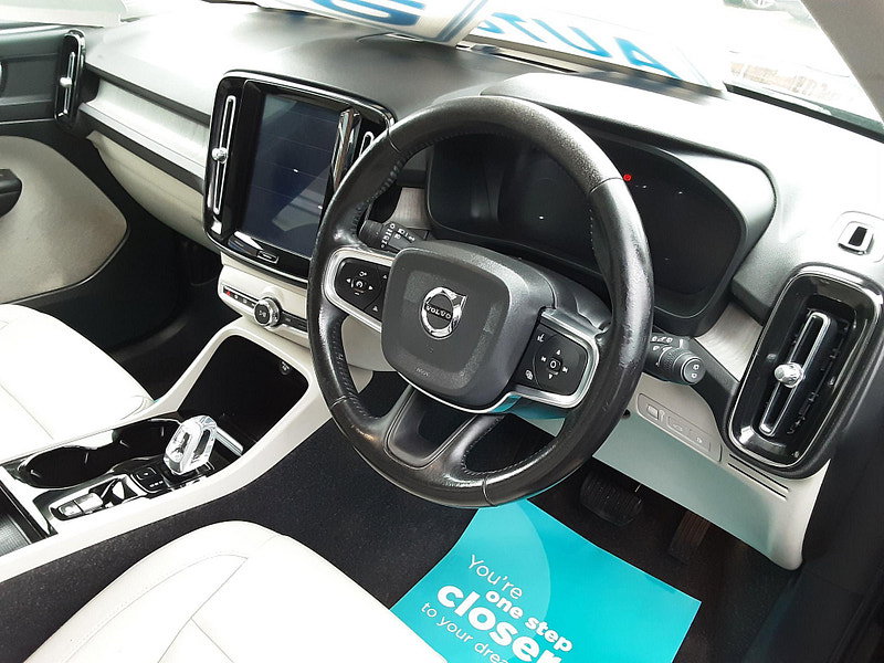 Volvo XC40 1.5h T5 Twin Engine Recharge 10.7kWh Inscription Auto Euro 6 (s/s) 5dr 5dr Automatic 2026