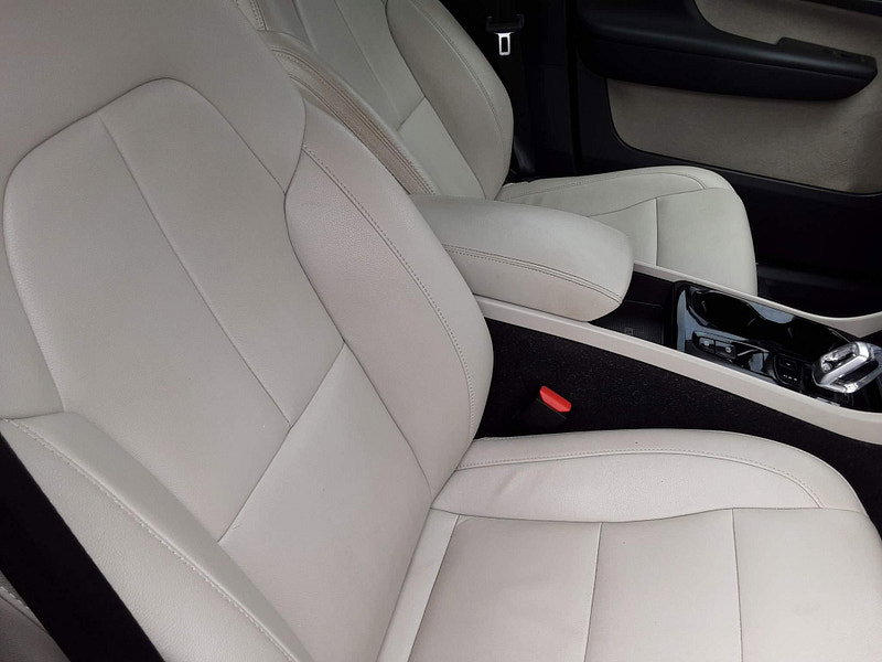 Volvo XC40 1.5h T5 Twin Engine Recharge 10.7kWh Inscription Auto Euro 6 (s/s) 5dr 5dr Automatic 2026