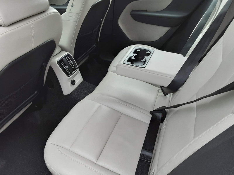 Volvo XC40 1.5h T5 Twin Engine Recharge 10.7kWh Inscription Auto Euro 6 (s/s) 5dr 5dr Automatic 2026