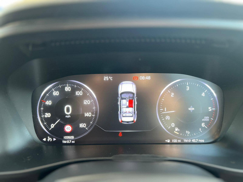 Volvo XC40 2.0 D3 Momentum Euro 6 (s/s) 5dr 5dr Manual 2026