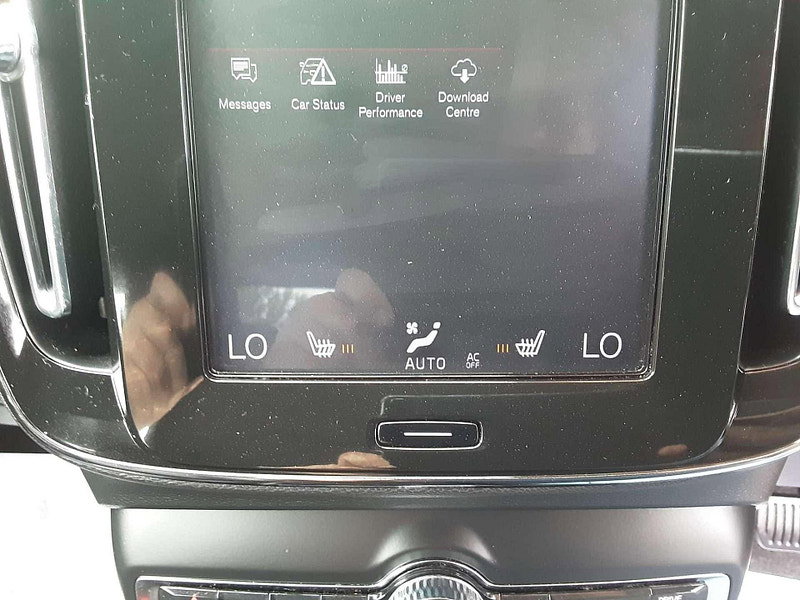 Volvo XC40 2.0 D3 Inscription Pro Auto Euro 6 (s/s) 5dr 5dr Automatic 2026