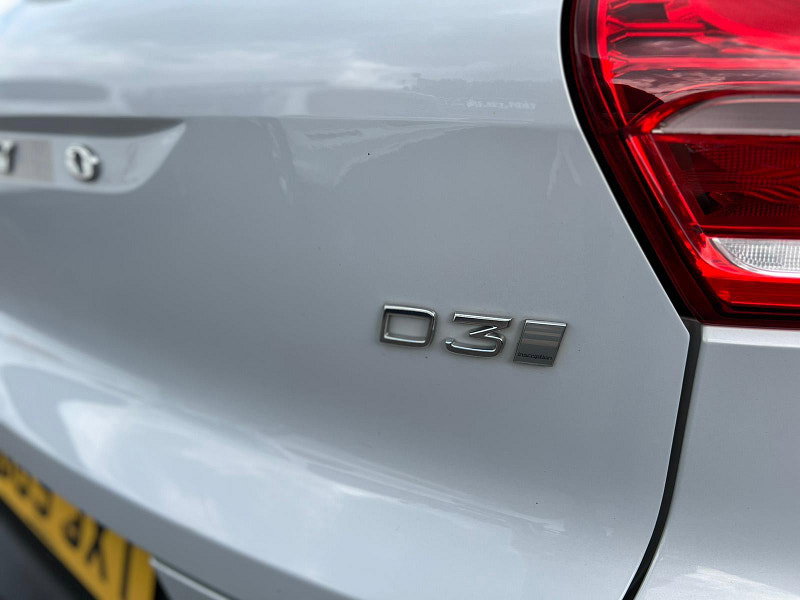 Volvo XC40 2.0 D3 Inscription Pro Euro 6 (s/s) 5dr 5dr Manual 2026