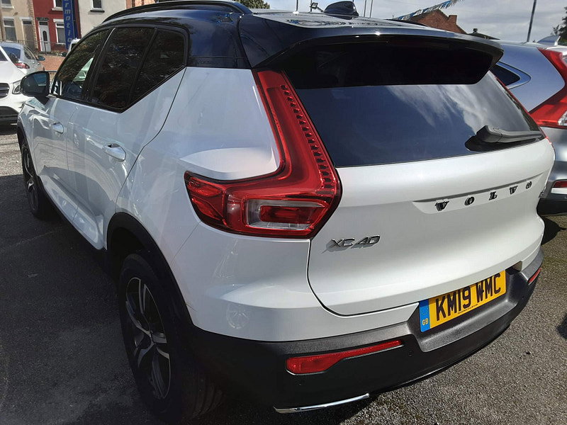Volvo XC40 2.0 D3 R-Design Auto AWD Euro 6 (s/s) 5dr 5dr Automatic 2026