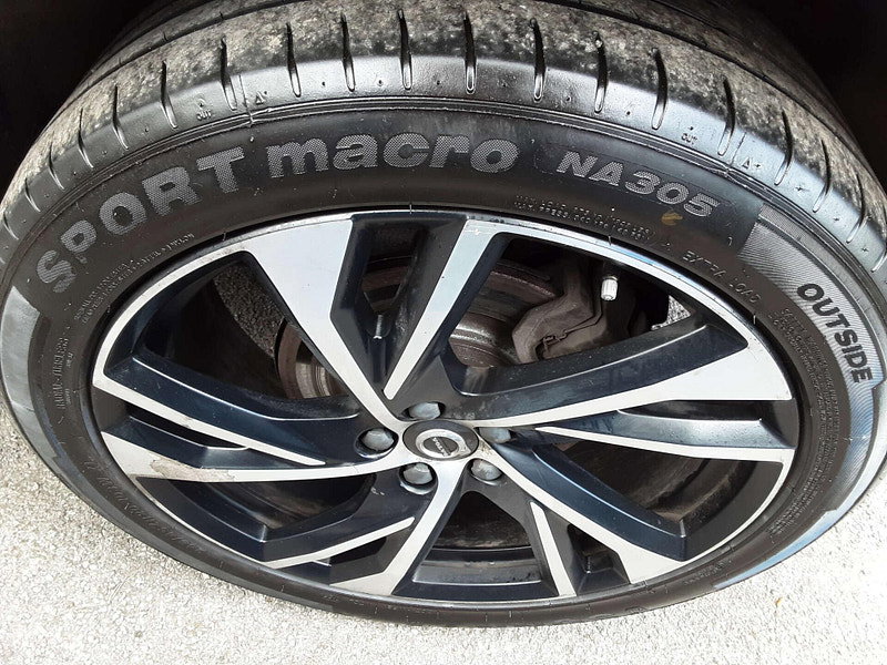 Volvo XC40 2.0 T4 R-Design Pro Auto AWD Euro 6 (s/s) 5dr 5dr Automatic 2026