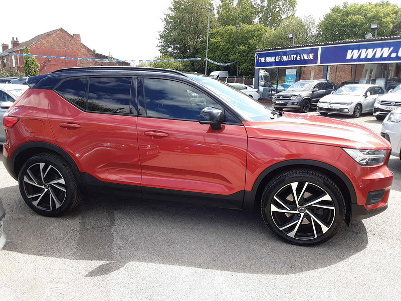 Volvo XC40 2.0 T4 R-Design Pro Auto AWD Euro 6 (s/s) 5dr 5dr Automatic 2026