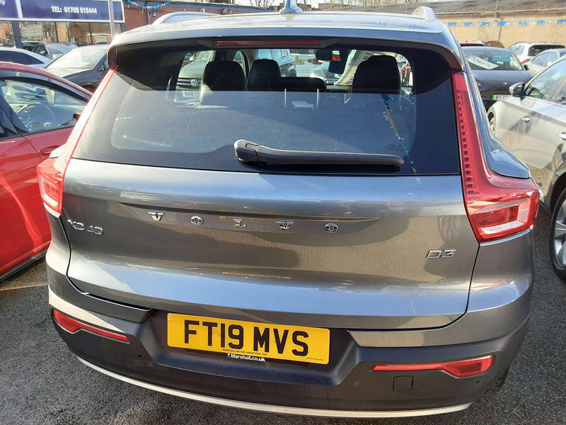 Volvo XC40 2.0 XC40 Momentum Pro D3 Auto 5dr 5dr Automatic 2026
