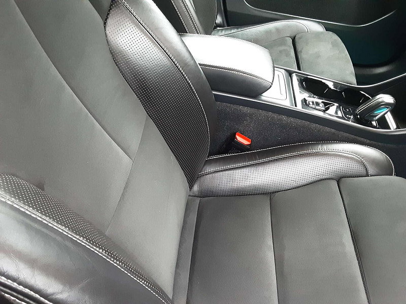 Volvo XC40 2.0 XC40 R-Design Pro D3 Auto 5dr 5dr Automatic 2026