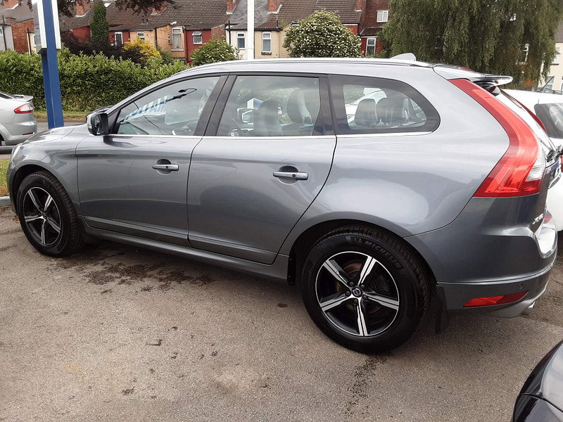Volvo XC60 2.4 D5 R-Design Lux Nav Auto AWD Euro 6 (s/s) 5dr 5dr Automatic 2026