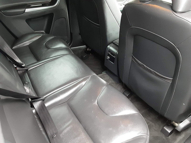 Volvo XC60 2.4 D5 SE Lux Nav Auto AWD Euro 6 (s/s) 5dr 5dr Automatic 2026