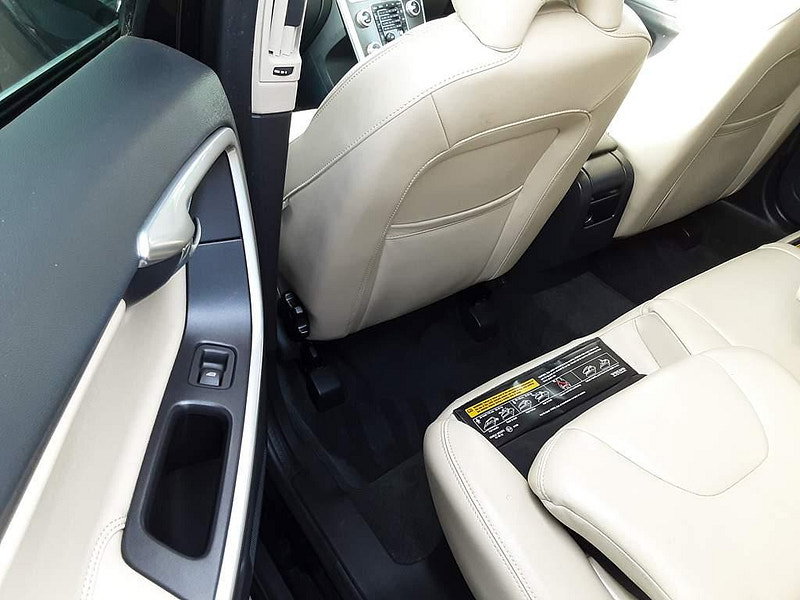 Volvo XC60 2.4 D5 SE Lux Nav AWD Euro 5 (s/s) 5dr 5dr Manual 2026