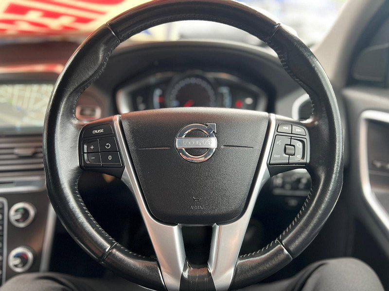 Volvo XC60 2.4 D5 SE Lux Nav Geartronic AWD Euro 5 5dr 5dr Automatic 2026