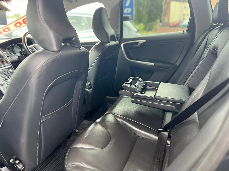 Volvo XC60 2.4 D5 SE Lux Nav Geartronic AWD Euro 5 5dr 5dr Automatic 2026