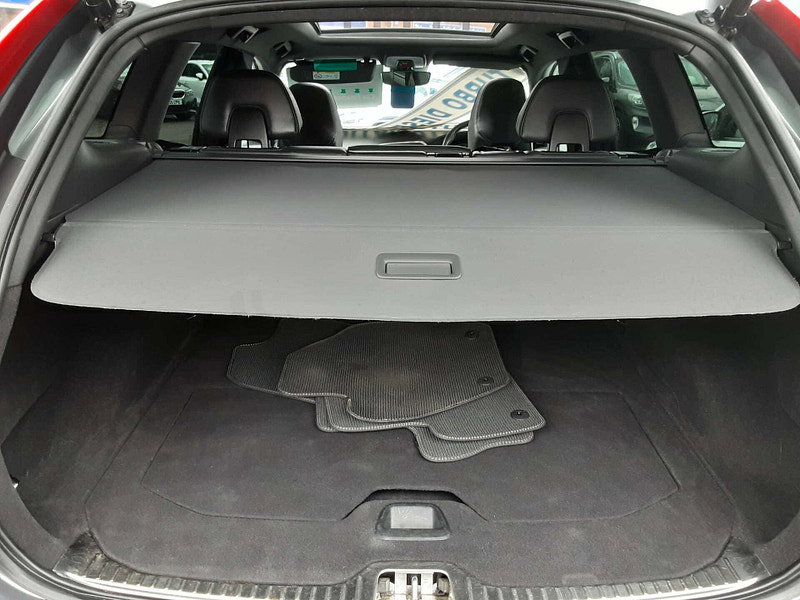 Volvo XC60 2.4 XC60 R-Design Luxury Nav D5 AWD Auto 4WD 5dr 5dr Automatic 2026