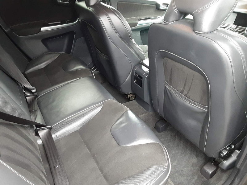 Volvo XC60 2.0 D4 R-Design Nav Auto Euro 6 (s/s) 5dr 5dr Automatic 2026