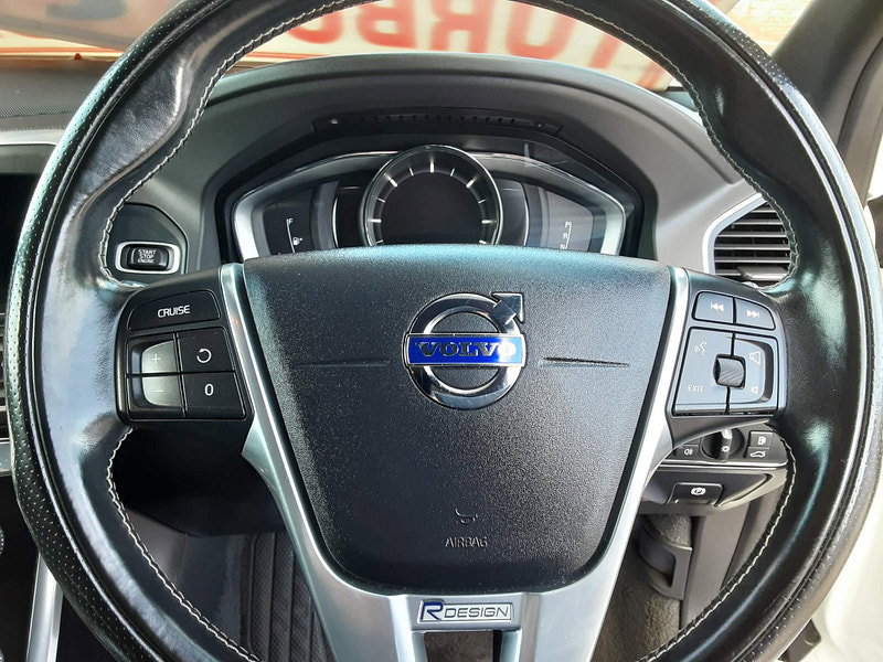 Volvo XC60 2.0 D4 R-Design Lux Nav Auto Euro 6 (s/s) 5dr 5dr Automatic 2026