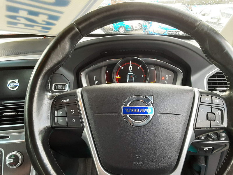 Volvo XC60 2.0 D4 SE Lux Nav Auto Euro 6 (s/s) 5dr 5dr Automatic 2026