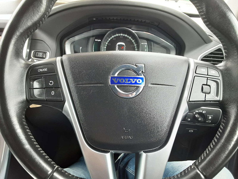 Volvo XC60 2.0 XC60 SE Luxury Nav D4 5dr 5dr Manual 2026
