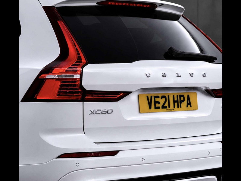Volvo XC60 2.0 XC60 R-Design B4 MHEV Auto 5dr 5dr Automatic 2026