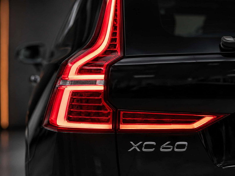 Volvo XC60 2.0 XC60 R-Design Pro T8 Recharge AWD Auto 4WD 5dr 5dr Automatic 2026