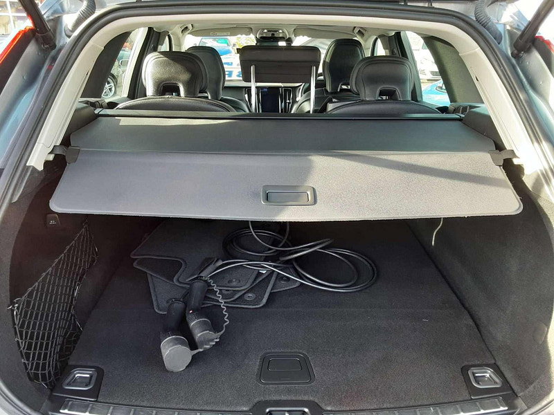 Volvo XC60 2.0h T6 Recharge 11.6kWh Inscription Expression Auto AWD Euro 6 (s/s) 5dr 5dr Automatic 2026
