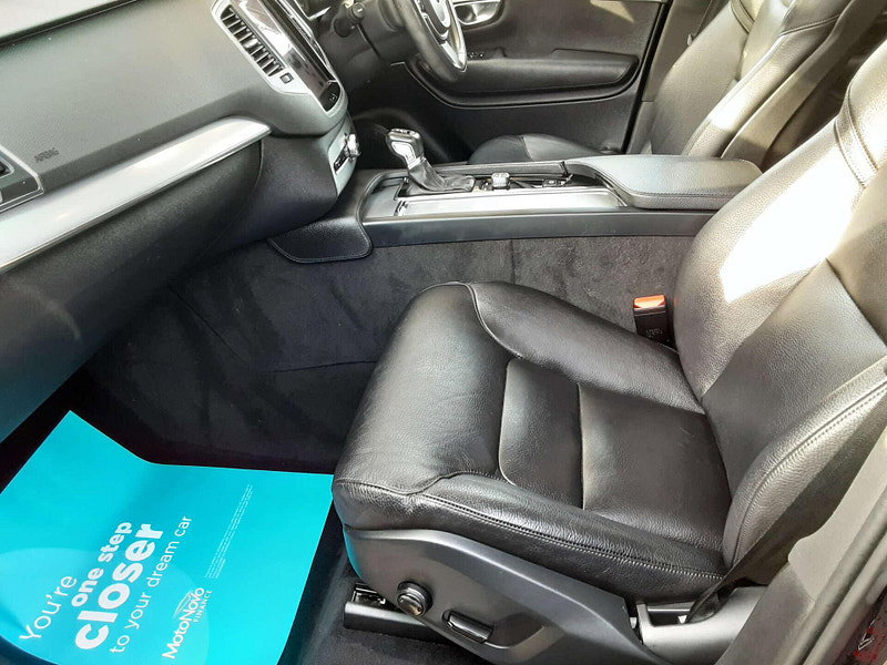 Volvo XC90 2.0 XC90 Momentum D5 AWD Auto 4WD 5dr 5dr Automatic 2026