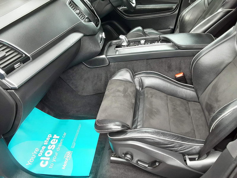Volvo XC90 2.0h T8 Twin Engine 10.4kWh R-Design Pro Auto 4WD Euro 6 (s/s) 5dr 5dr Automatic 2026