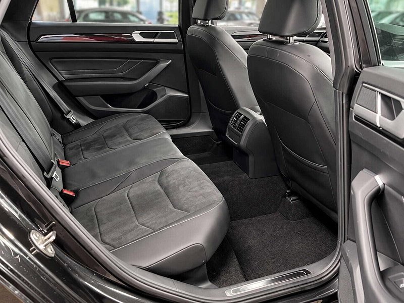 Volkswagen Arteon 1.4 Arteon R-Line TSi PHEV Semi-Auto 5dr 5dr Automatic 2026
