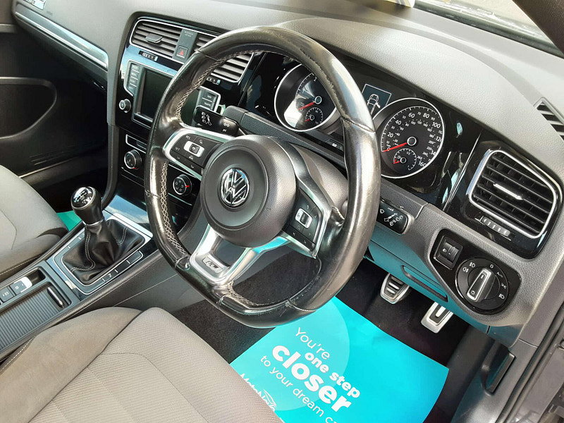 Volkswagen Golf 2.0 Golf R-Line Edition TDI BlueMotion Technology 5dr 5dr Manual 2026