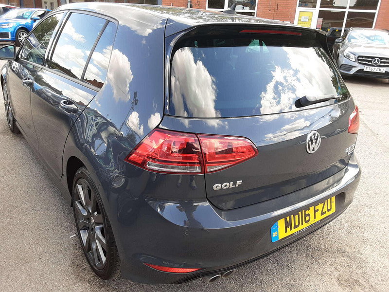 Volkswagen Golf 2.0 Golf R-Line Edition TDI BlueMotion Technology 5dr 5dr Manual 2026