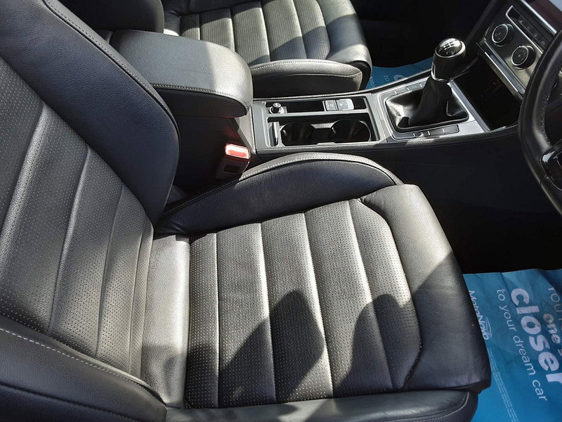 Volkswagen Golf 2.0 TDI BlueMotion Tech SE Nav Euro 6 (s/s) 5dr 5dr Manual 2026