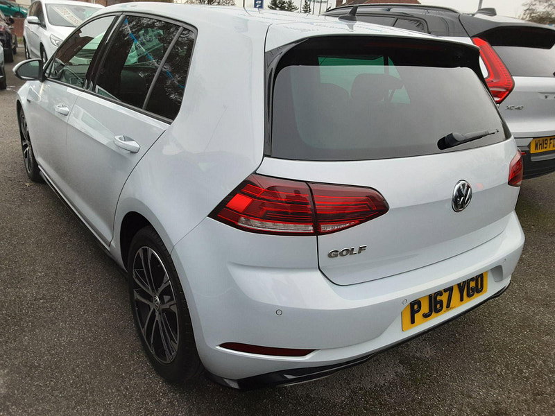 Volkswagen Golf 2.0 TDI R-Line Euro 6 (s/s) 5dr 5dr Manual 2026