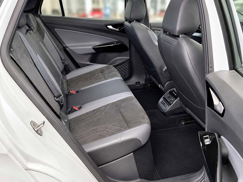 Volkswagen ID.5 ID5 Style Pro 5dr 5dr Automatic 2026