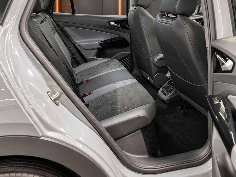 Volkswagen ID.5 ID5 Style Professional Performance 5dr 5dr Automatic 2026