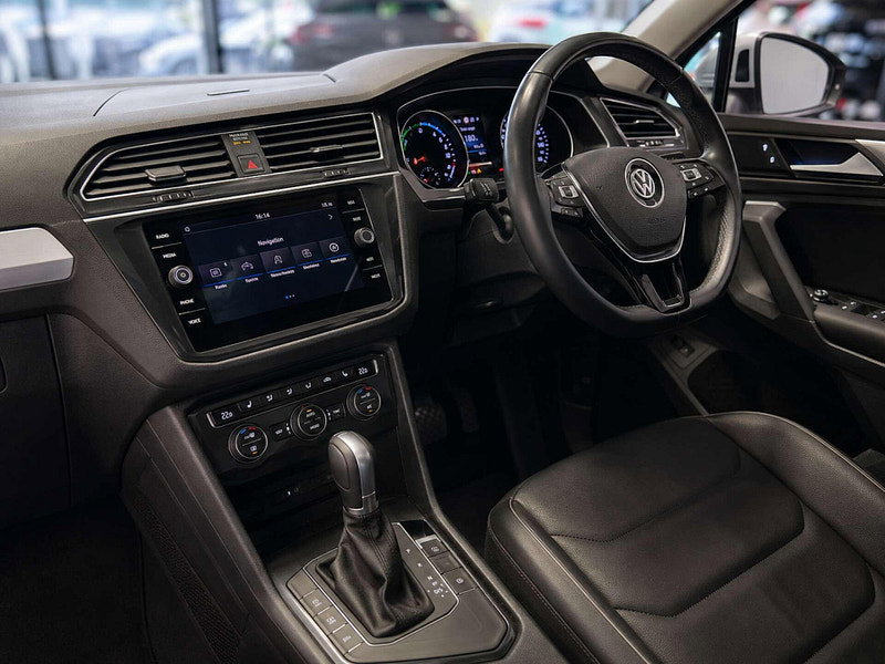 Volkswagen Passat 1.4 Passat GTe Semi-Auto 5dr 5dr Automatic 2026