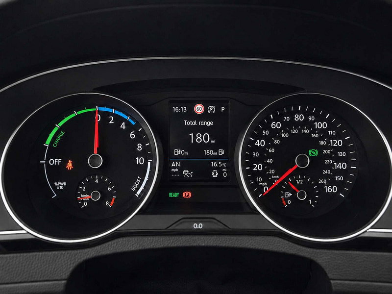Volkswagen Passat 1.4 Passat GTe Semi-Auto 5dr 5dr Automatic 2026