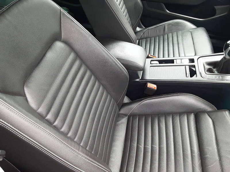 Volkswagen Passat 1.5 Passat SEL TSi Evo 5dr 5dr Manual 2026